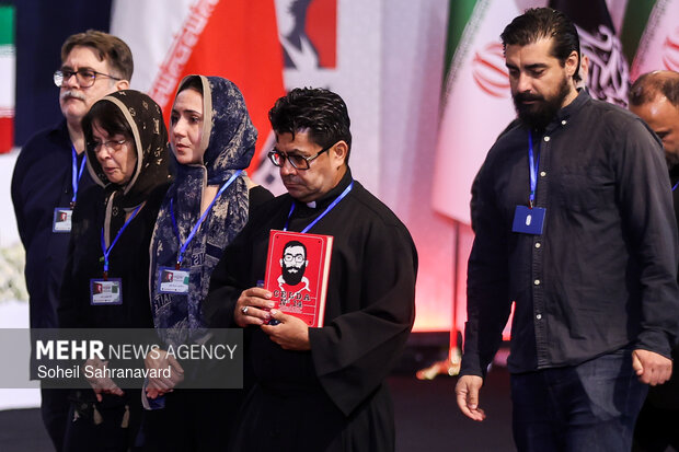 مراسم تشییع رهبر شهید؛ از آیین سوگ تا امکان بازتعریف چهره ایران